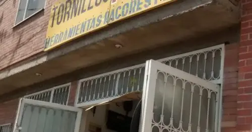 TORNILLOS 7777777 AVENIDA CARRERA 97 CON 16 TORNILLOS 7777777 AVENIDA CARRERA 97 CON 16